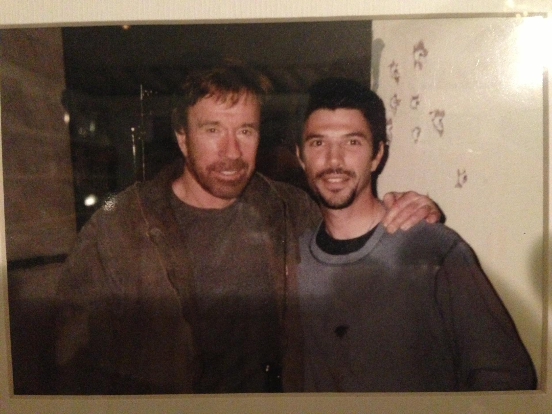 The Cutter with Chuck Norris in 2005. Elliott killed by the Martial Arts Legend Chuck Norris in a action packed opening shootout !