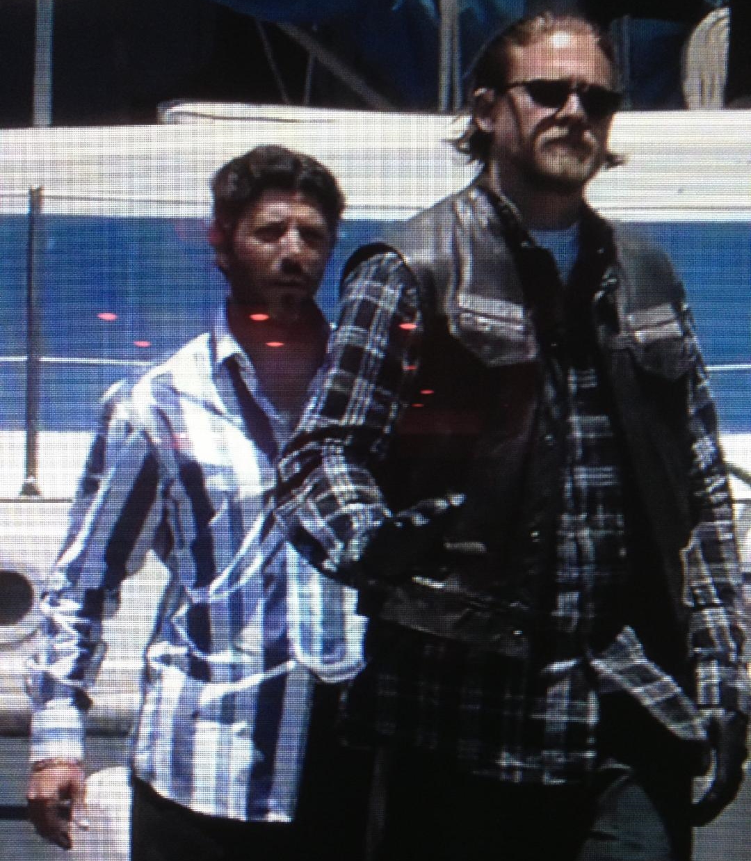 Elliott with Sons of Anarchy Star Charlie Hunnam / SOA - FX 2017